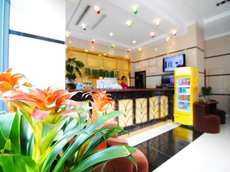 Greentree Inn Chongqing North Railway Station Express Hotel מראה חיצוני תמונה