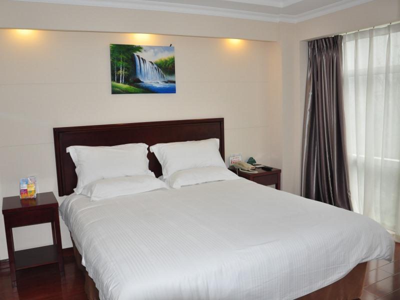 Greentree Inn Chongqing North Railway Station Express Hotel מראה חיצוני תמונה